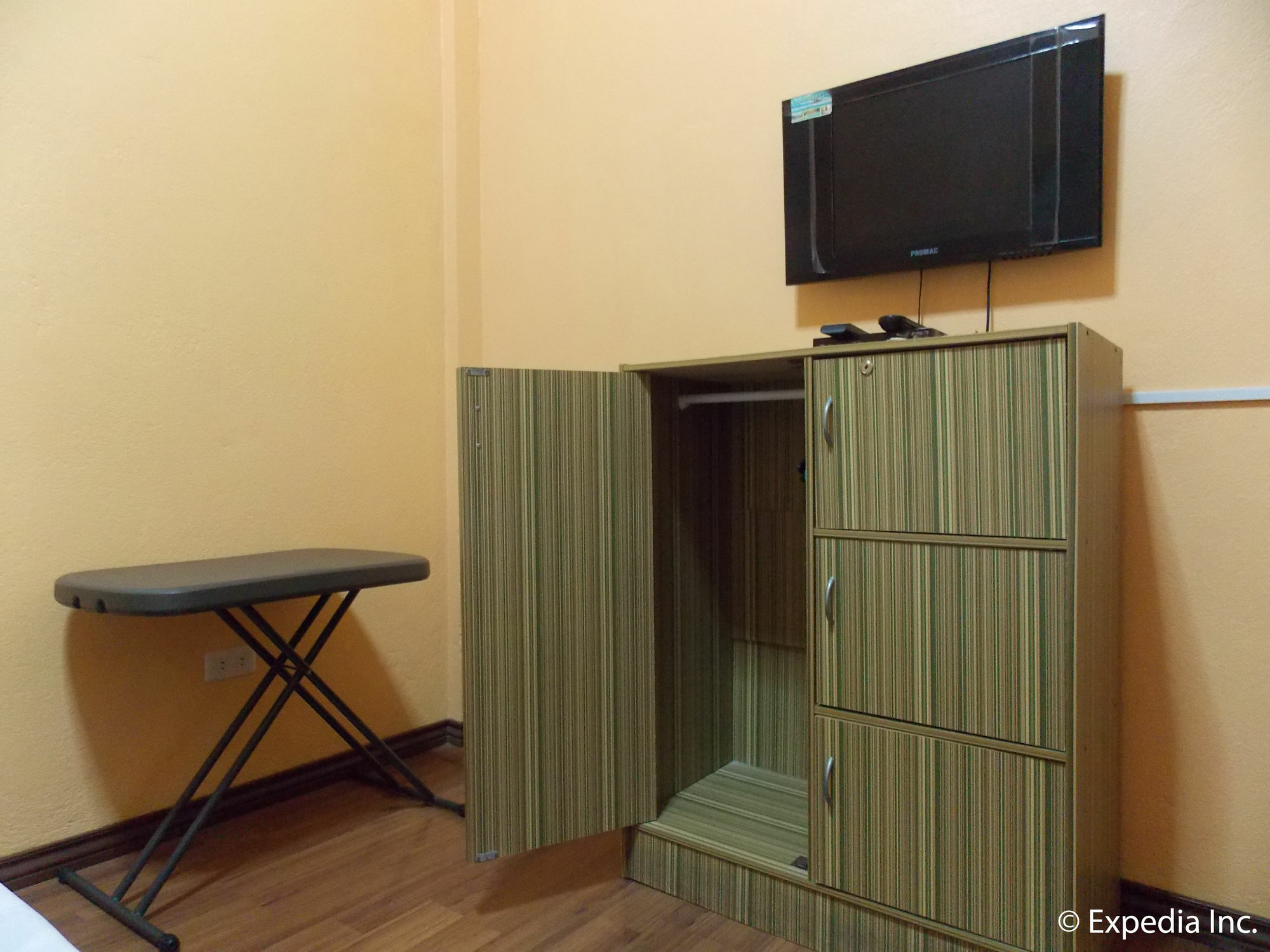 Lagnason'S Place Oslob Bagian luar foto